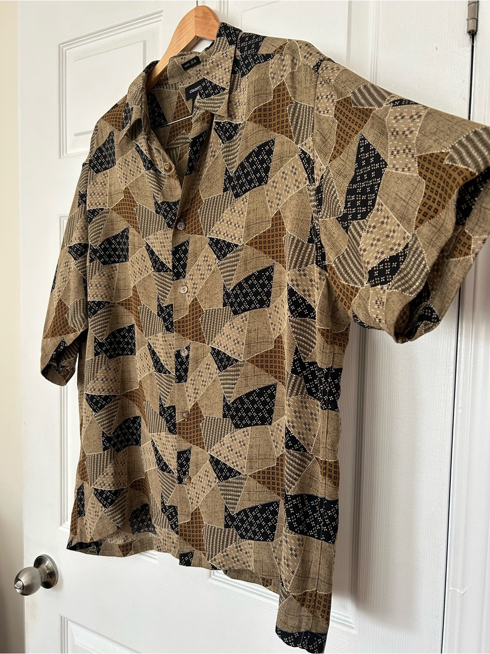 Claiborne 100% Silk Geometric Button Down Shirt